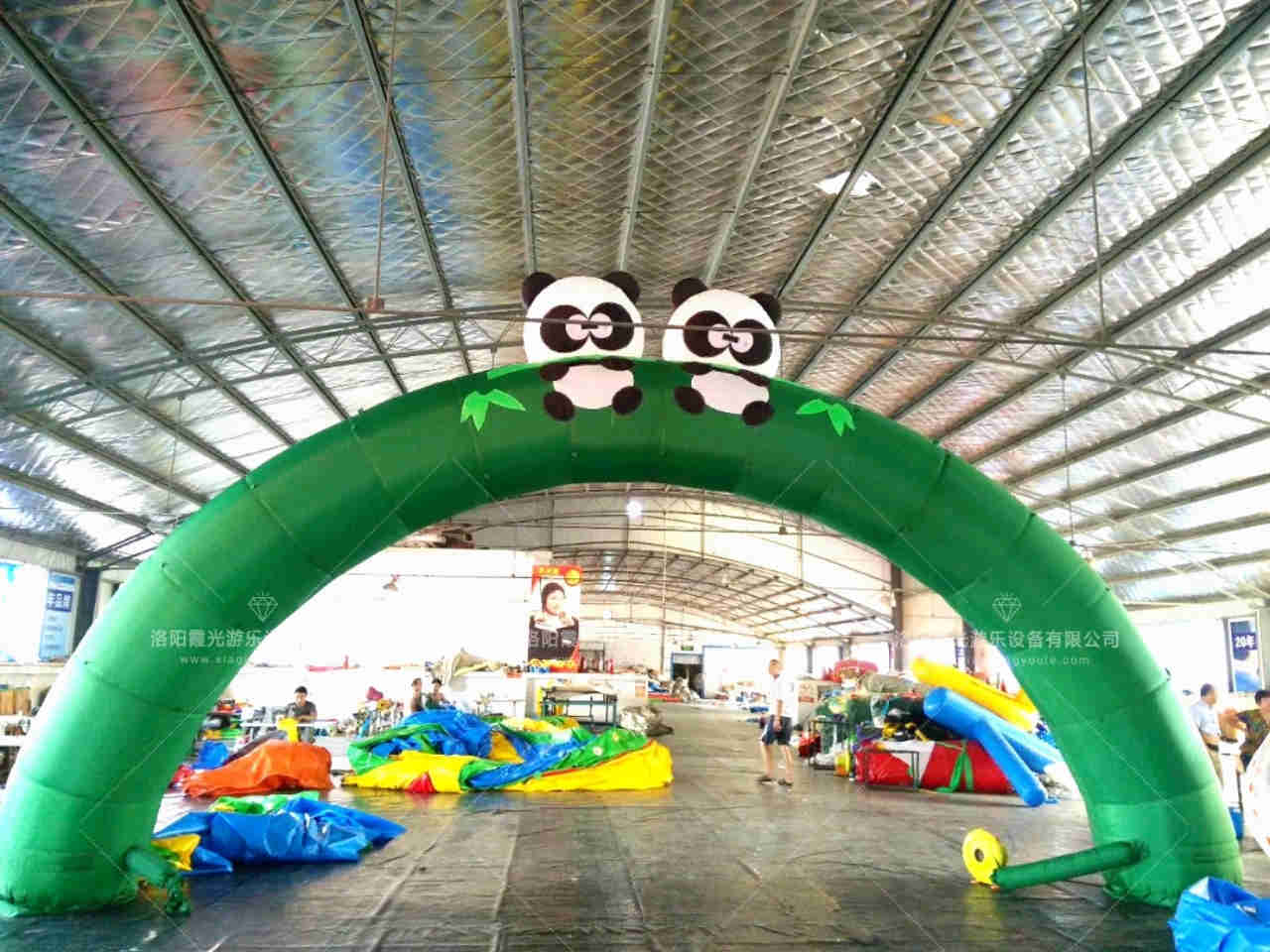 峡江熊猫喷绘拱门